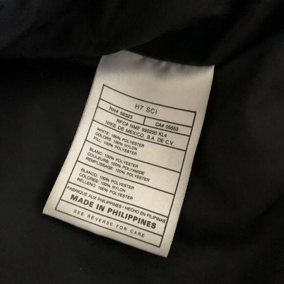 Nike Puffer Jacket Parka Grey Black Size XL - Picture 4 of 8